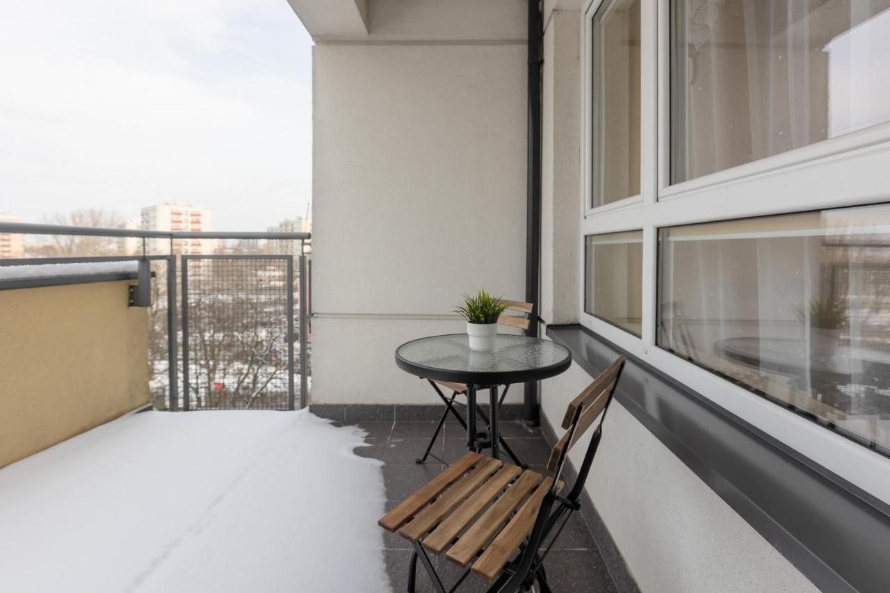 Praga Family With Parking By Renters Apartament