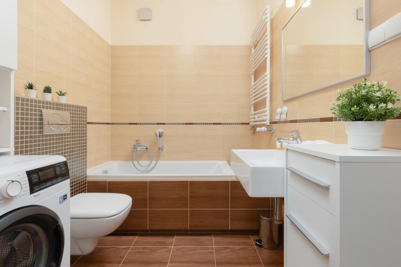 Apartament Praga Family With Parking By Renters Warszawa